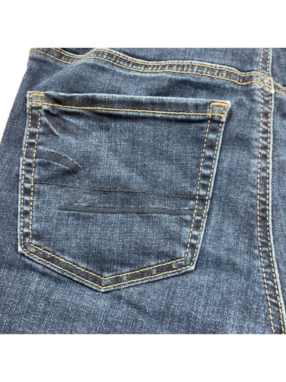 American Eagle Outfitters Hi-Rise Shortie Raw Hem 5 pocket Jean Shorts size 0 - Picture 4 of 10